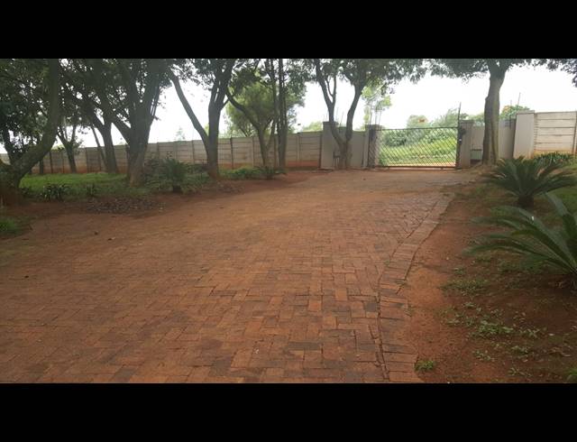 0 bed property to rent in GLEN AUSTIN AH